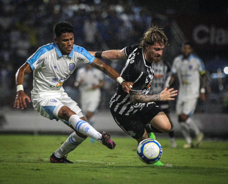 Guilherme Pato foi o principal destaque do Figueirense em 2024- Foto: @gleitonphotos/Divulgação/ND