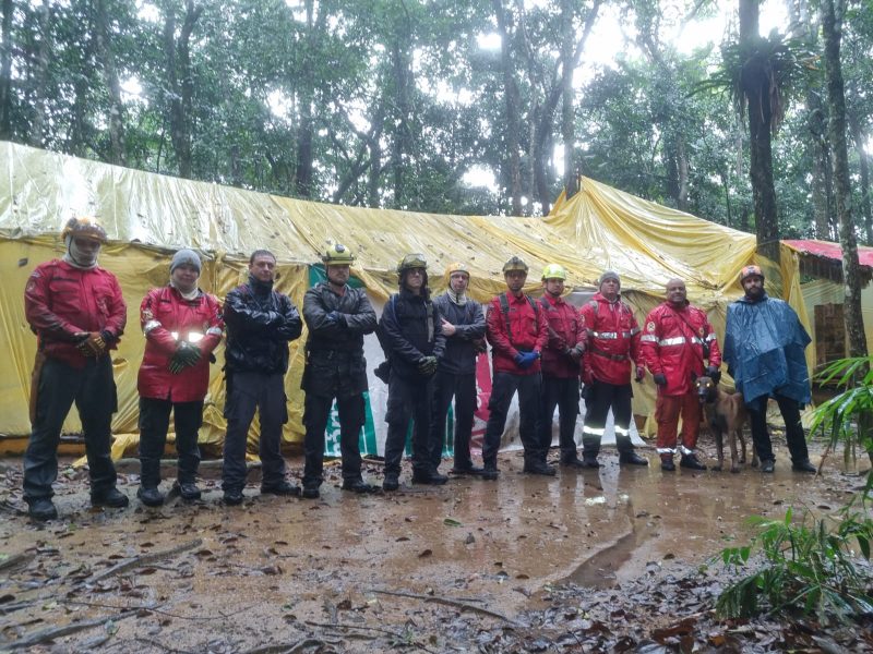 Idoso desaparecido foi visto entrando em área de mata 