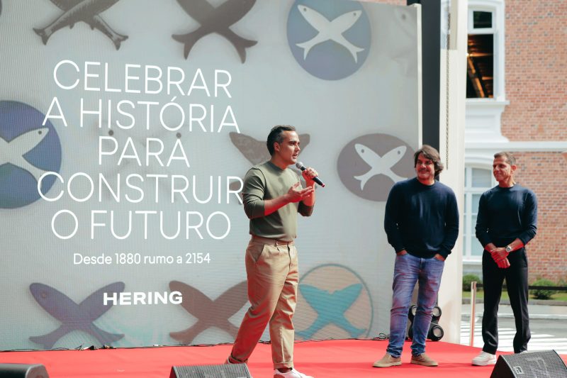 Em evento da Hering, famosos esbanjam estilo em SC