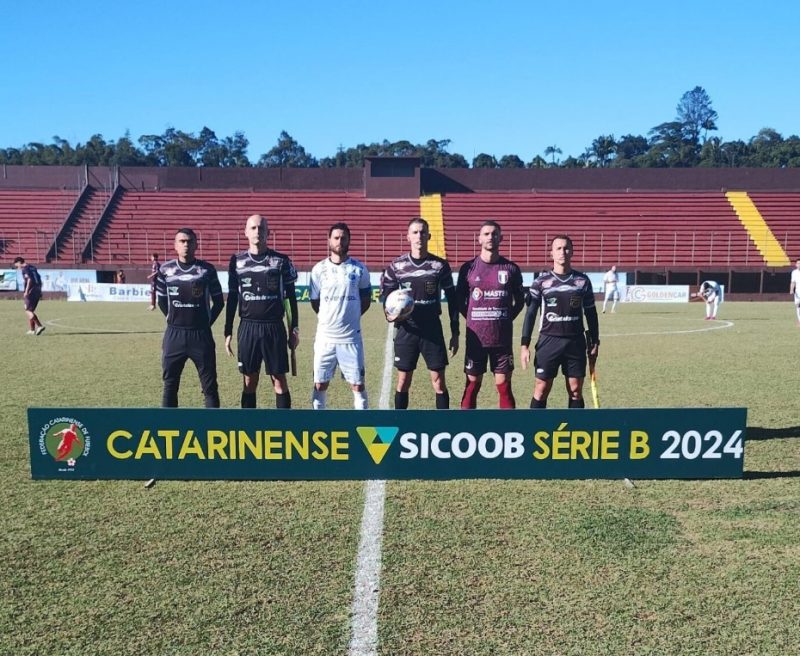 Blumenau superou o Guarani e respirou na competi&ccedil;&atilde;o, j&aacute; o Bugre, est&aacute; na beira do Z-2 – Foto: Reprodu&ccedil;&atilde;o/FCF