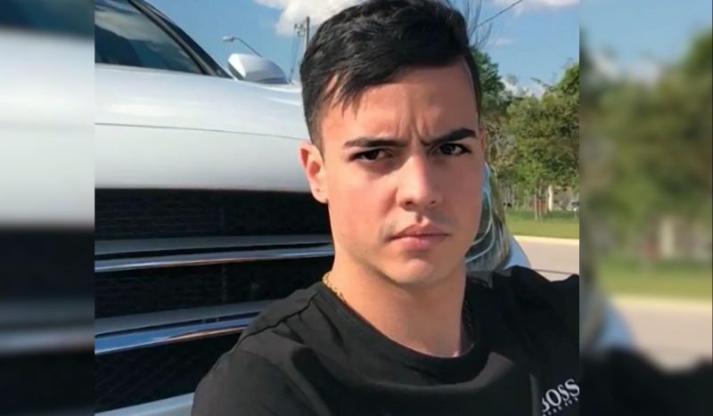 Influenciador Vitor Belarmino está foragido após atropelar homem recém-casado