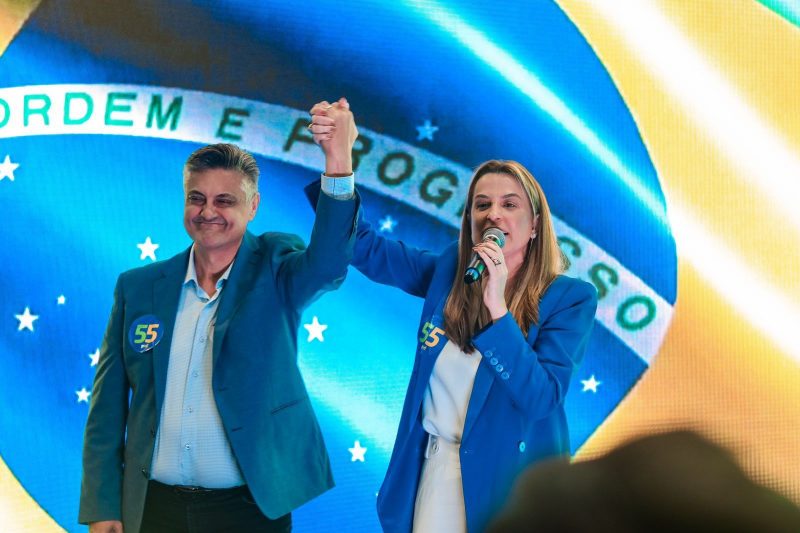 Juliana Pavan oficializada candidata a prefeita de Balneário Camboriú em convenção do PSD com Nilson Probst como vice