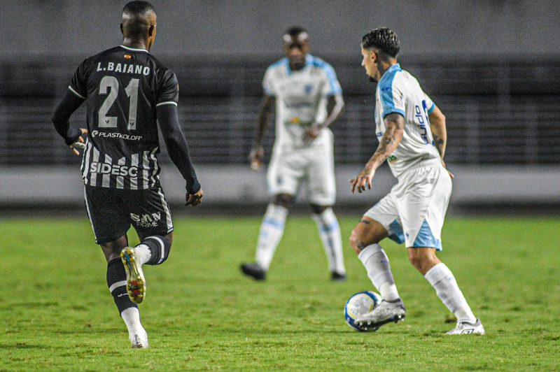 Figueirense foi derrotado pelo CSA por 3 a 1 no Estádio Rei Pelé