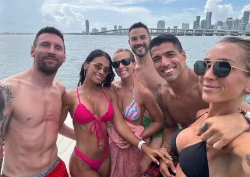 Os craques com as esposas – Foto: Reprodu&ccedil;&atilde;o/Instagram