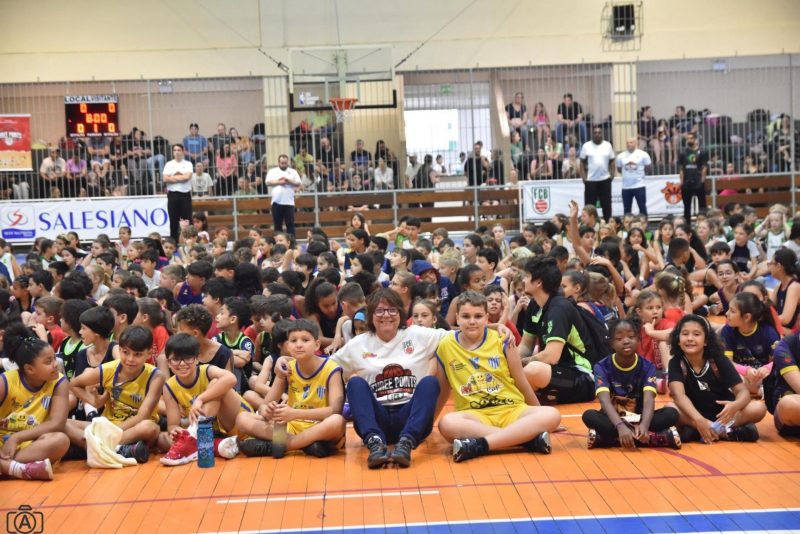 Festival de Mini Basket agita Blumenau no fim de semana