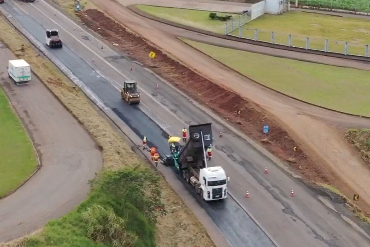 Trecho da BR-282, entre Pinhalzinho e Maravilha, está no sistema ‘pare e siga’
