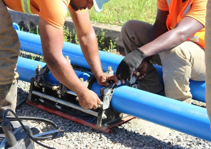 Obras interrompem abastecimento de água 