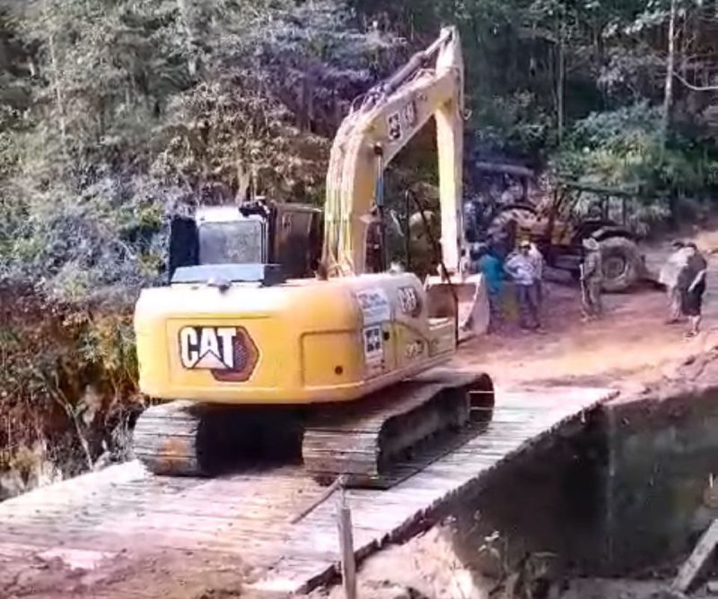 VÍDEO: Ponte que desabou em cidade de SC é reconstruída em tempo recorde - ND Mais