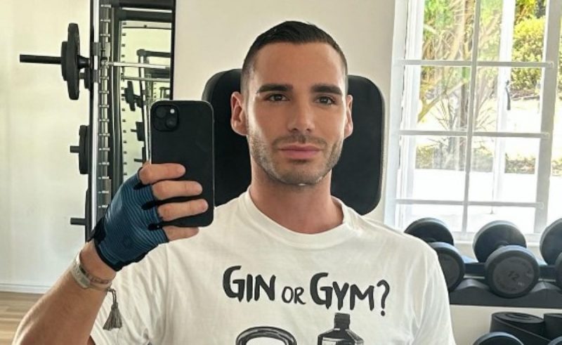 na imagem aparece o namorado de Ralf Schumacher praticando esportes