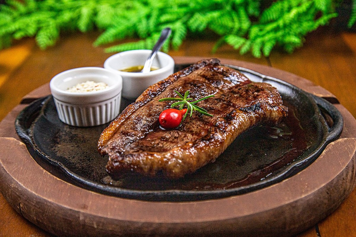 Picanha é uma das carnes na brasa servidas no restaurante - La Lija Pátio/TripAdvisor