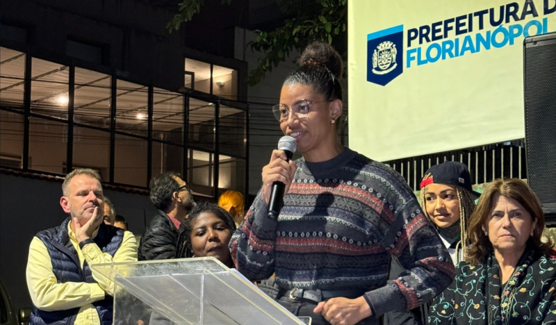 Leidiane Sampaio disse que comunidade está na expectativa pelo início das obras de restauração da escola, no Centro - Foto: Divulgação/PMF