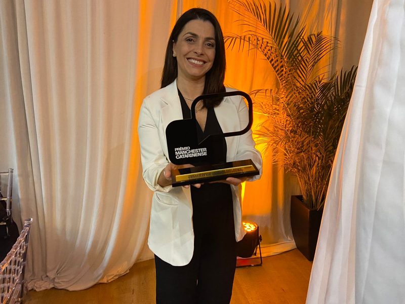 Sabrina Aguiar vence o pr&ecirc;mio de Influenciadora do Ano – Foto: NDTV