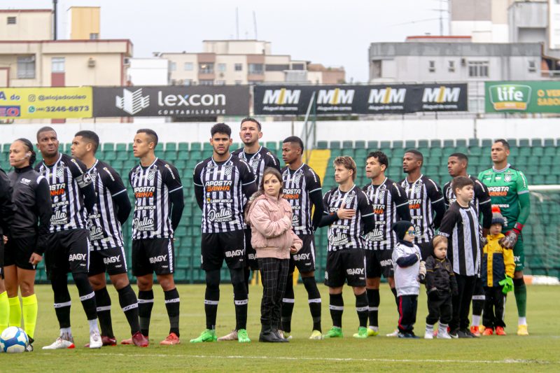 Figueirense precisa dar resposta rápida