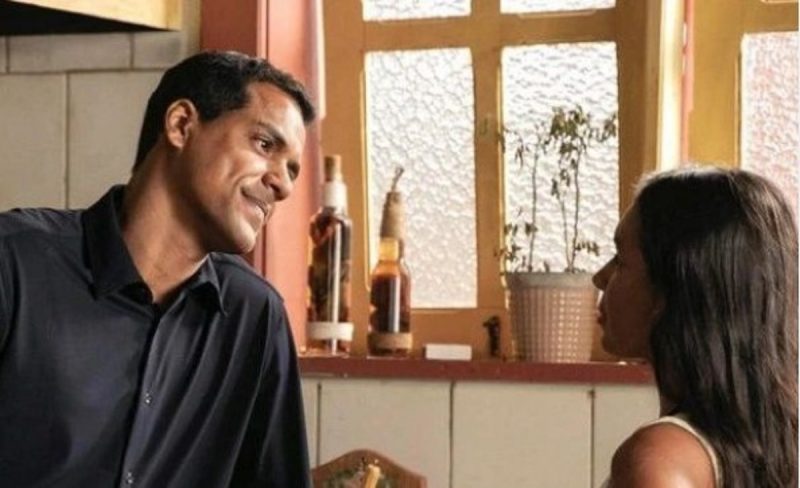 na imagem aparece troca-troca de casais com Marcello Melo Jr. e Mell Muzzillo em cena