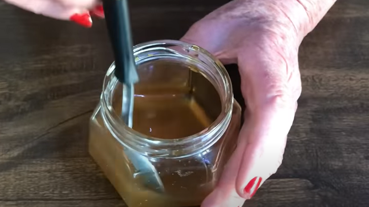 Receita de xarope com cebola e mel para acabar com a tosse