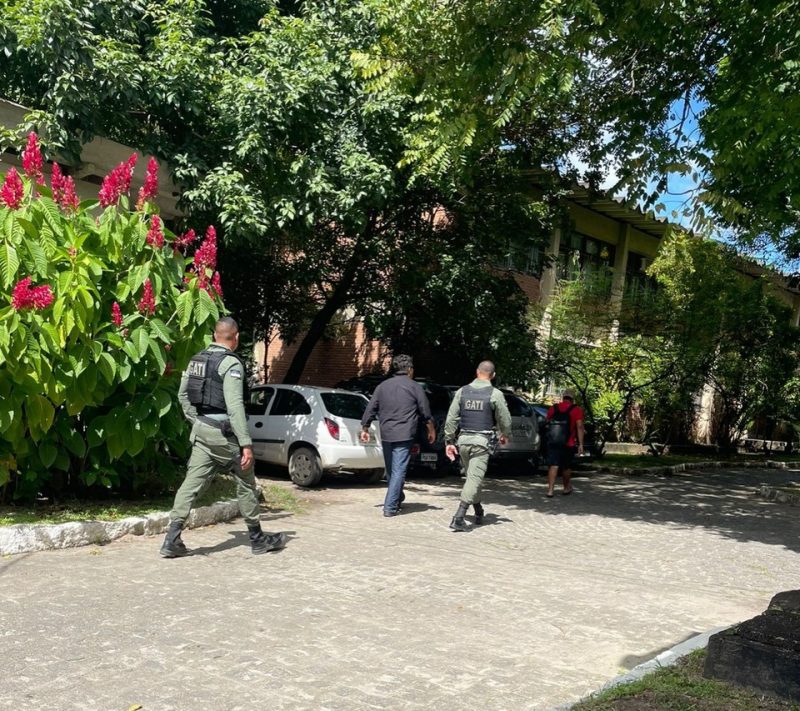  O suspeito já causou confusões com os estudantes em outras ocasiões - Foto: Reprodução/Internet/ND