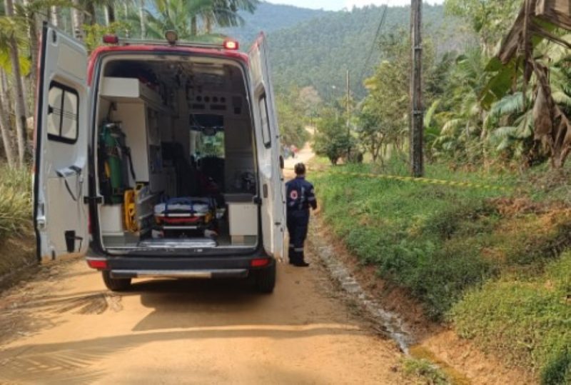 bombeiros atenderam ocorrência de homem que morreu eletrocutado