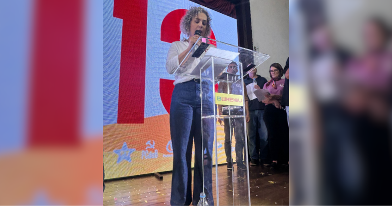 Ana Paula &eacute; enfermeira e j&aacute; foi servidora p&uacute;blica – Foto: Ana Paula Lima/Divulga&ccedil;&atilde;o/ND