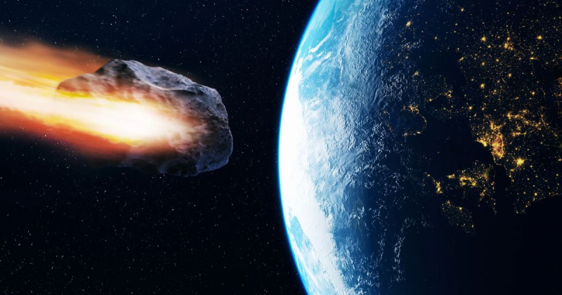 Terra sendo atingida por asteroide que está pegando fogo