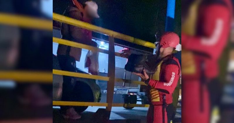 Bombeiros resgatam sete pessoas após balsa ficar à deriva em Araranguá