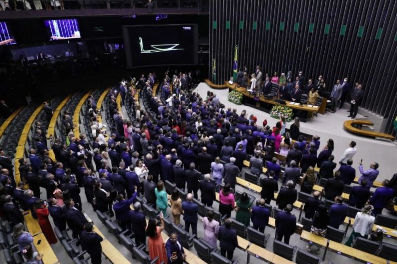 Votação para escolha do presidente da Câmara, no supersábado de eleições, será presencial