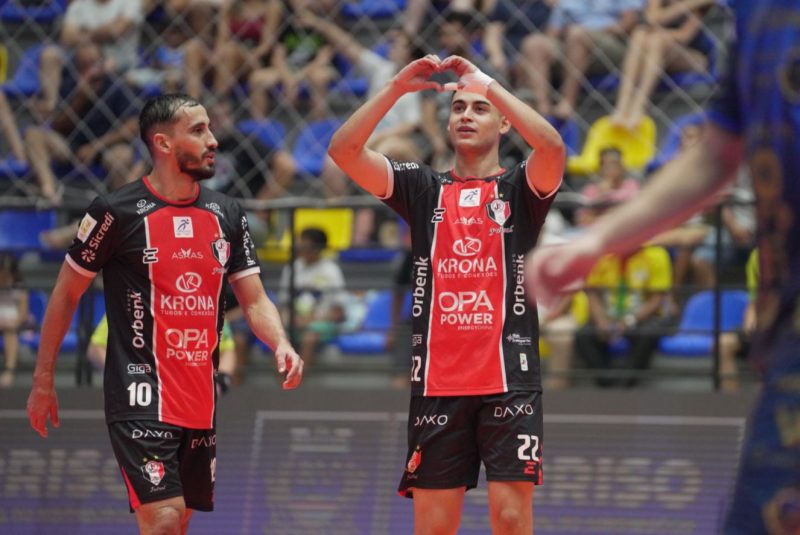 Gabriel Cândido marcou para o JEC Futsal no segundo tempo