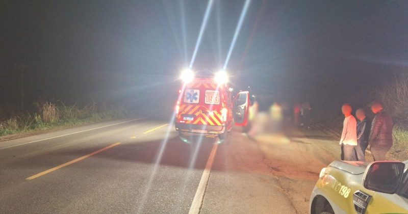 Com o impacto, a v&iacute;tima de 82 anos sofreu m&uacute;ltiplas faturas e morreu no local – Foto: PMRv/Divulga&ccedil;&atilde;o/ND