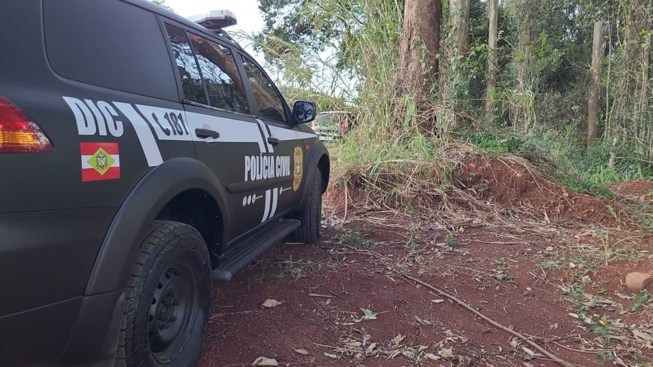 Corpo foi encontrado na tarde desta segunda-feira (26), no interior de Chapecó – Angela Bueno/ND