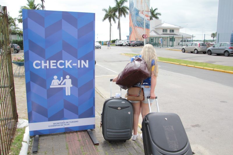 Passageiros avaliaram positivamente o embarque em Itaja&iacute; – Foto: Prefeitura de Itaja&iacute;