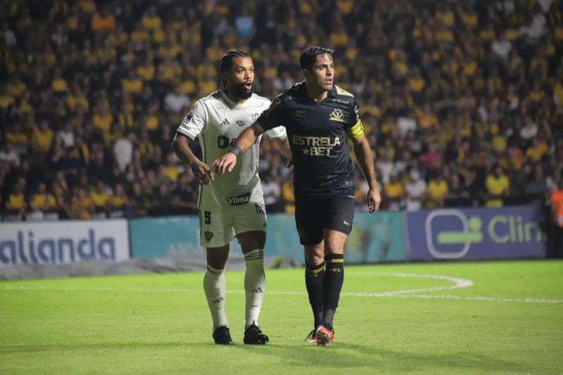 Jogo marcou a despedida do atacante &Eacute;der do Crici&uacute;ma – Foto: Celso da Luz/Crici&uacute;ma E.C