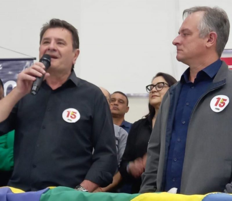 Elizeu Mattos (esquerda), candidato do MDB a prefeito de Lages, e Gil Zappellini, seu vice – Foto: Divulgação/Milton Barão/ND