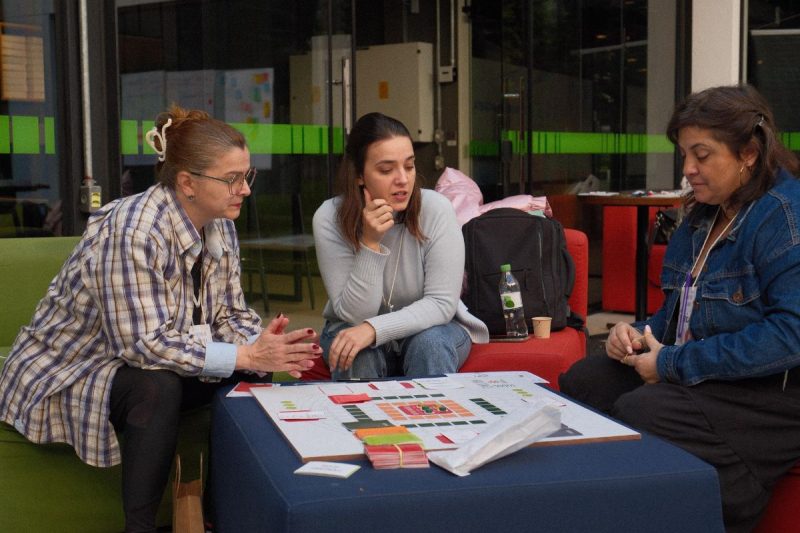 Instituto Domlexia oferece formação de educação inclusiva Professoras na formação gratuita de educação inclusiva do Instituto Domlexia