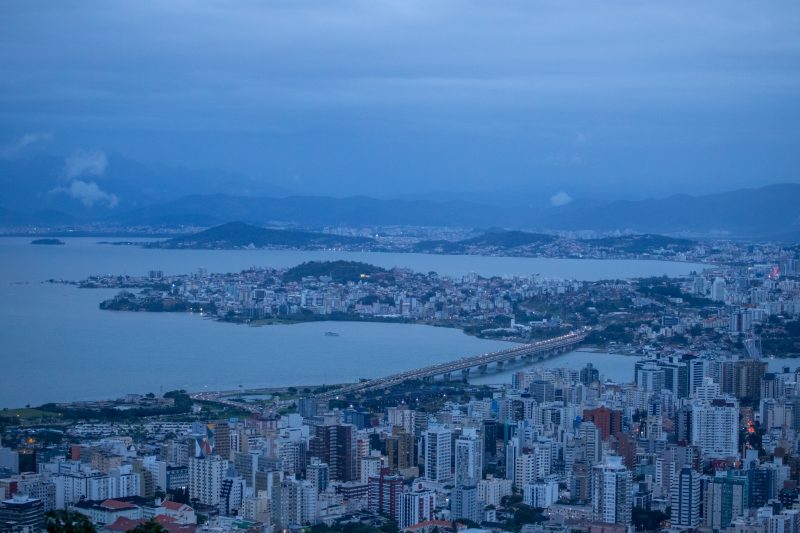 Frio perde força e começa a dar espaço para temperaturas amenas a partir desta quinta-feira (15)