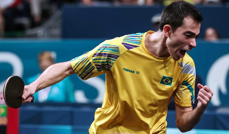 Hugo Calderano garante vaga nas semifinais