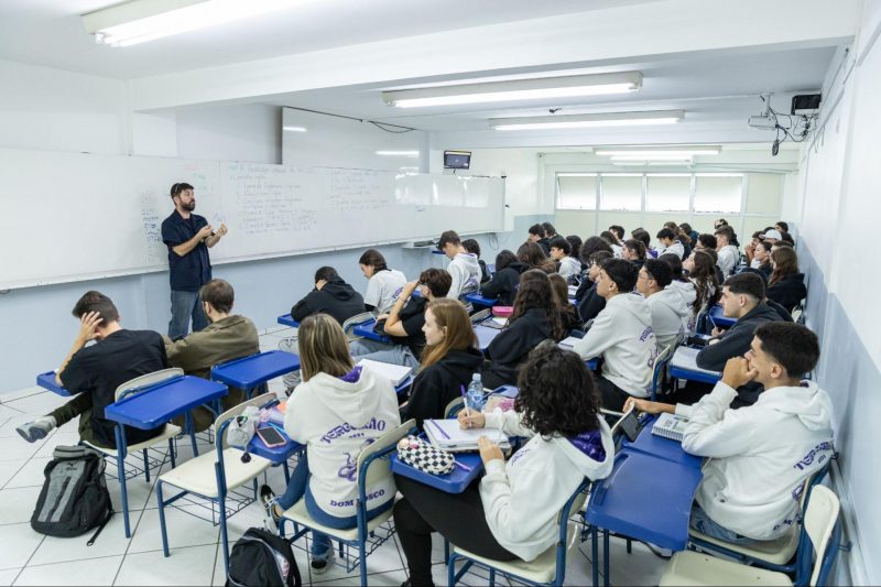 Escola da Grande Florianópolis disponibiliza bolsas de estudo de até 50% para o próximo ano