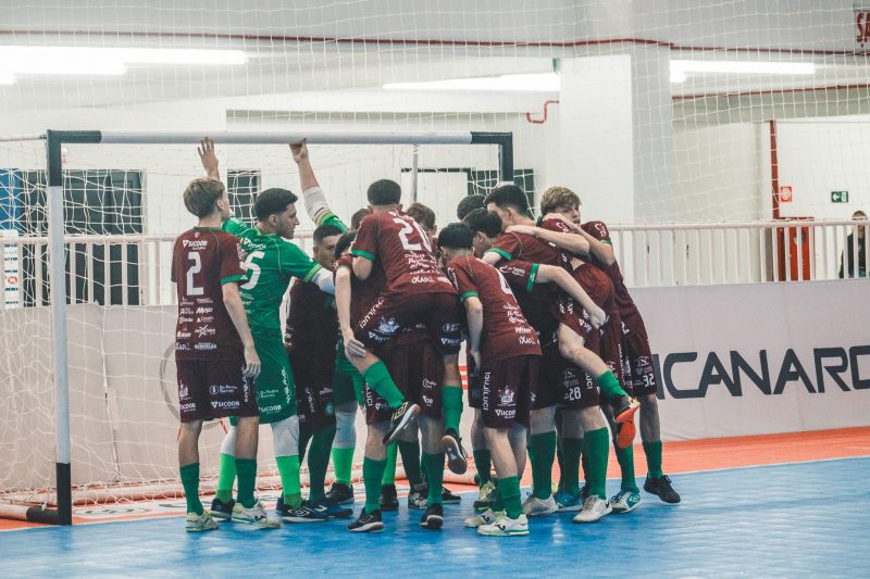 A Chapecoense Futsal em quadra.