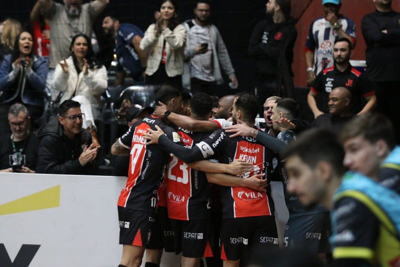 JEC Futsal chega à décima vitória consecutiva na Liga Nacional