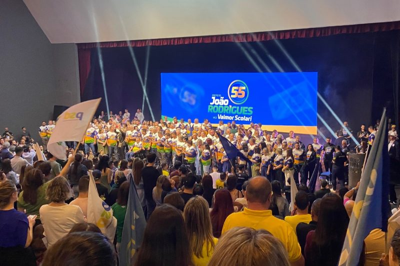 O PSD confirmou neste s&aacute;bado (3), durante conven&ccedil;&atilde;o partid&aacute;ria, o nome de Jo&atilde;o Rodrigues como candidato da legenda &agrave; Prefeitura de Chapec&oacute;. – Foto: Valeria Cenci/ND