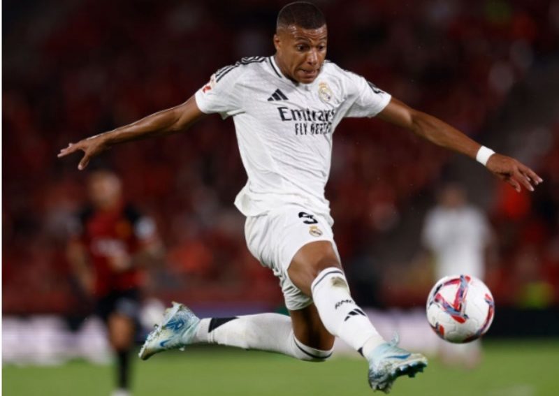 Mbappé fez mais um gol com a camisa do Real Madrid