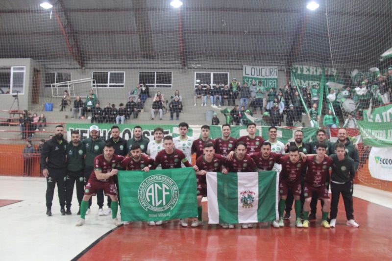 Chape Futsal chega à última rodada da primeira fase com chance de assumir a liderança; jogo será neste sábado (31)