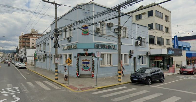 Ex-servidor da prefeitura de Braço do Norte é alvo da Operação Mensageiro