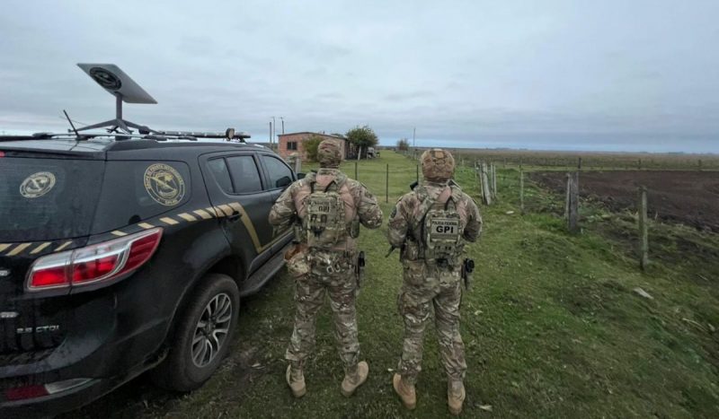 Operação da Polícia Federal cumpriu mandados em Florianópolis e outras duas cidades do Rio Grande do Sul