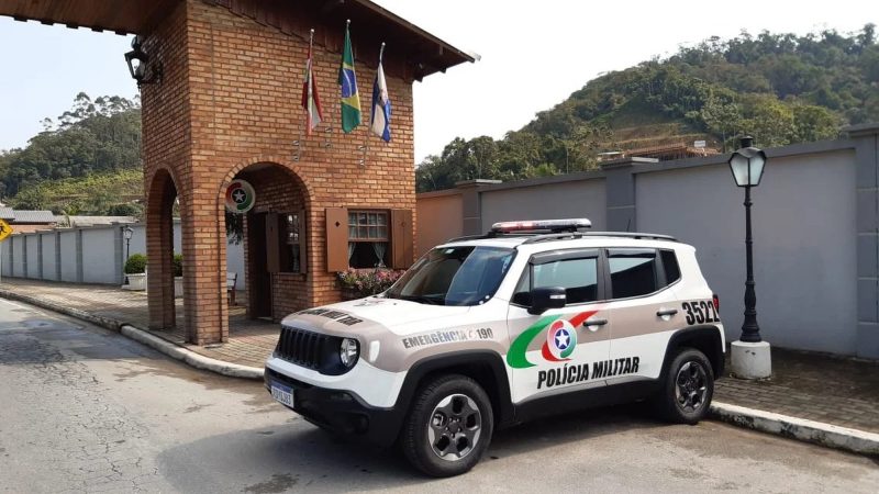 Viatura da Polícia Militar de Guabiruba