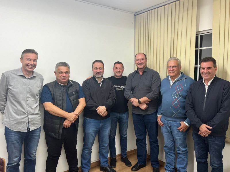 MDB de Chapecó decide apoiar João Rodrigues após reunião com lideranças estaduais