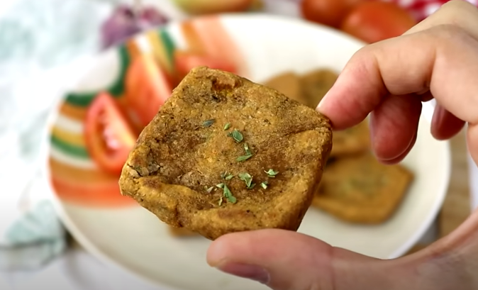 Receita que substitui pão com aveia e tomate