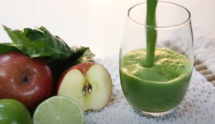 Receita de suco para aliviar inchaço, azia e cansaço