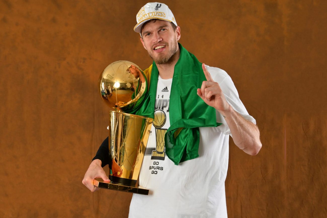 Tiago é o primeiro brasileiro a se tornar campeão da NBA Foto: Divulgação/Reprodução/ND