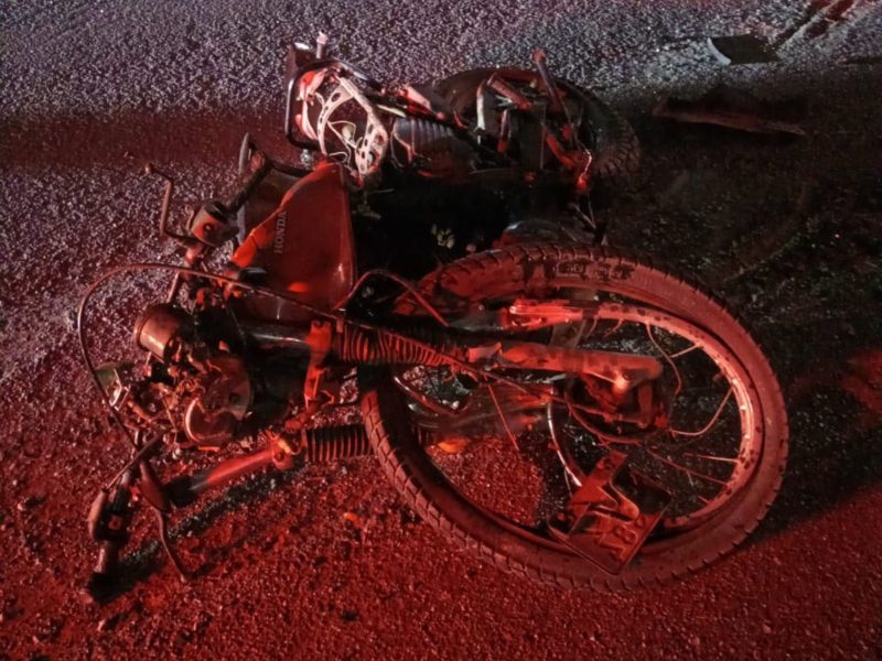 Foto do estado do veículo Foto do estado do veículo do motociclista após acidente em Indaial