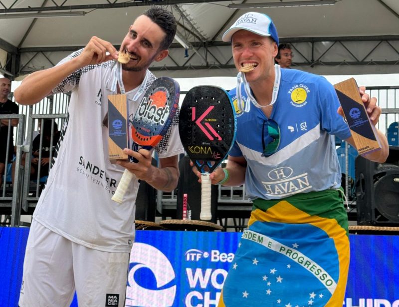 André Baran alcança o topo do mundo no beach tennis