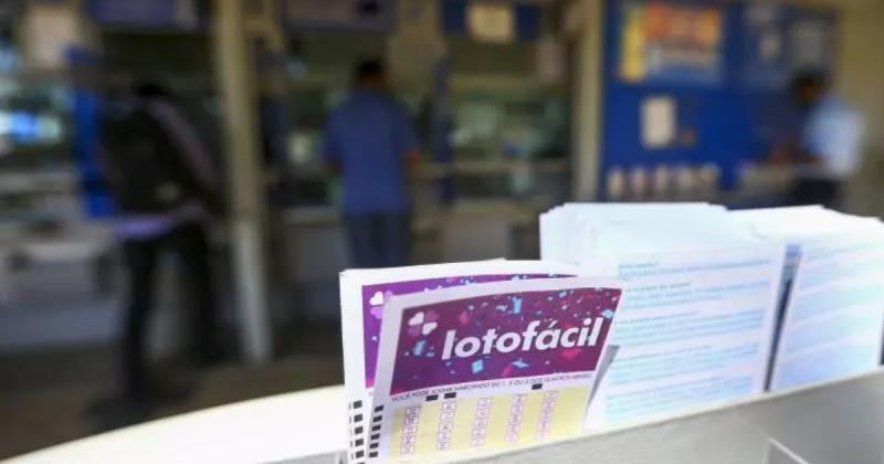 Resultado da Lotofácil hoje: volante de aposta em casa lotérica